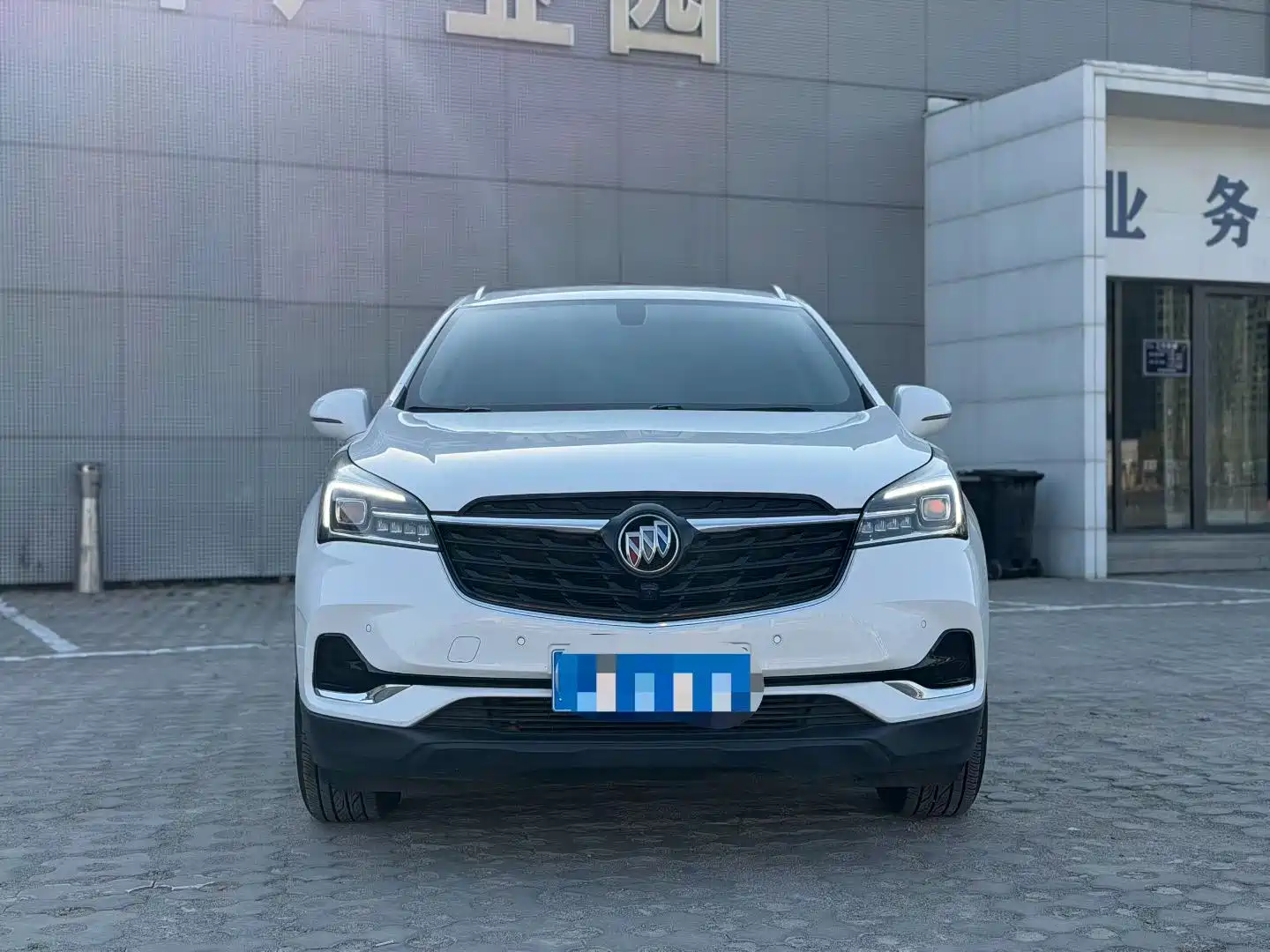Фото 2 - Buick Envision Plus