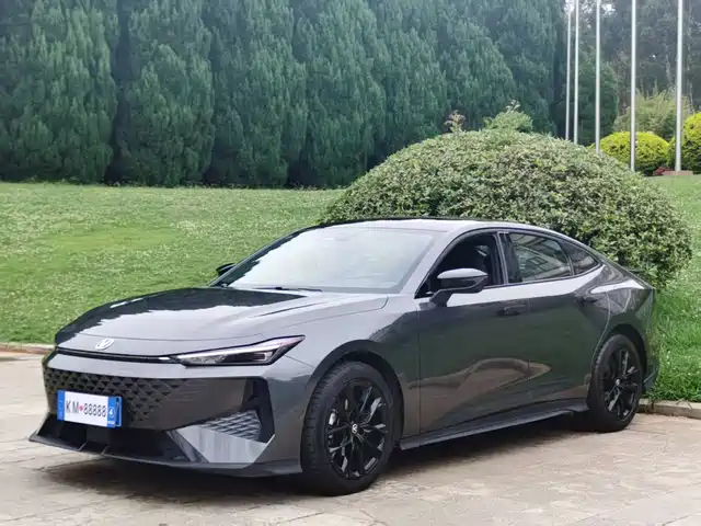 Changan UNI-V 1.5T, Премиум