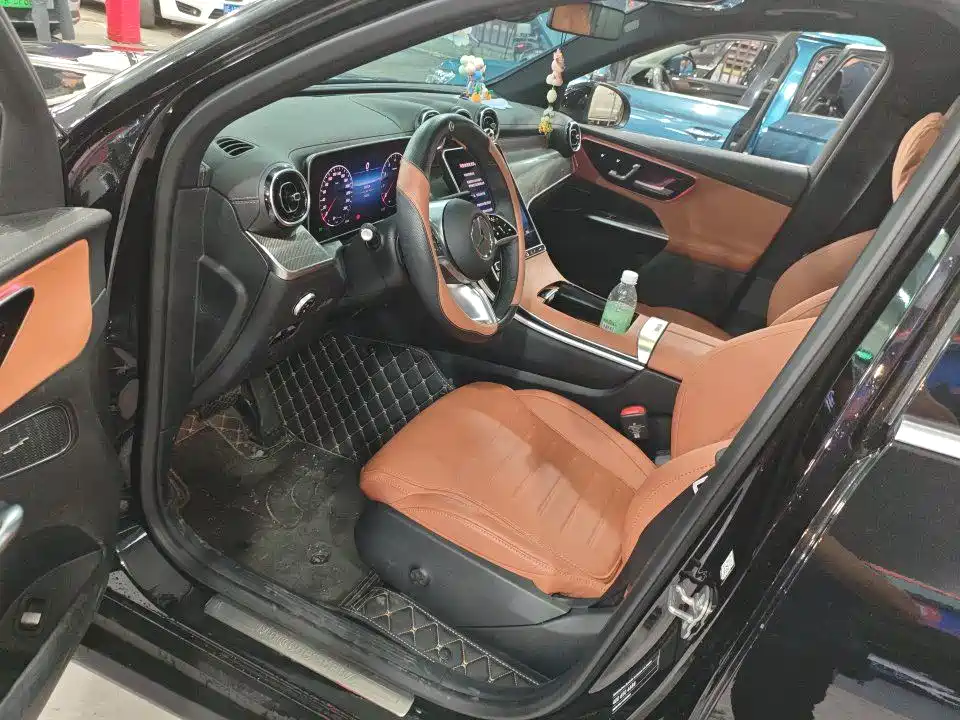Mercedes-Benz GLC 2025 Model Year GLC 260 L 4MATIC Dynamic фото 7