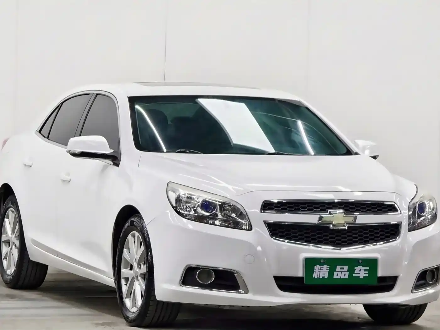 Chevrolet Malibu 2014 2.0L Automatic Luxury фото 3