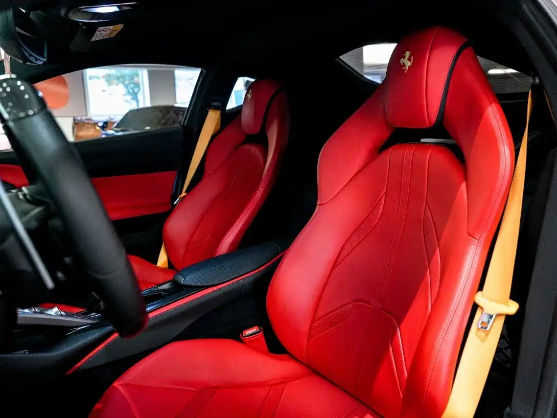 Ferrari 812 2019 2017 6.5L Superfast