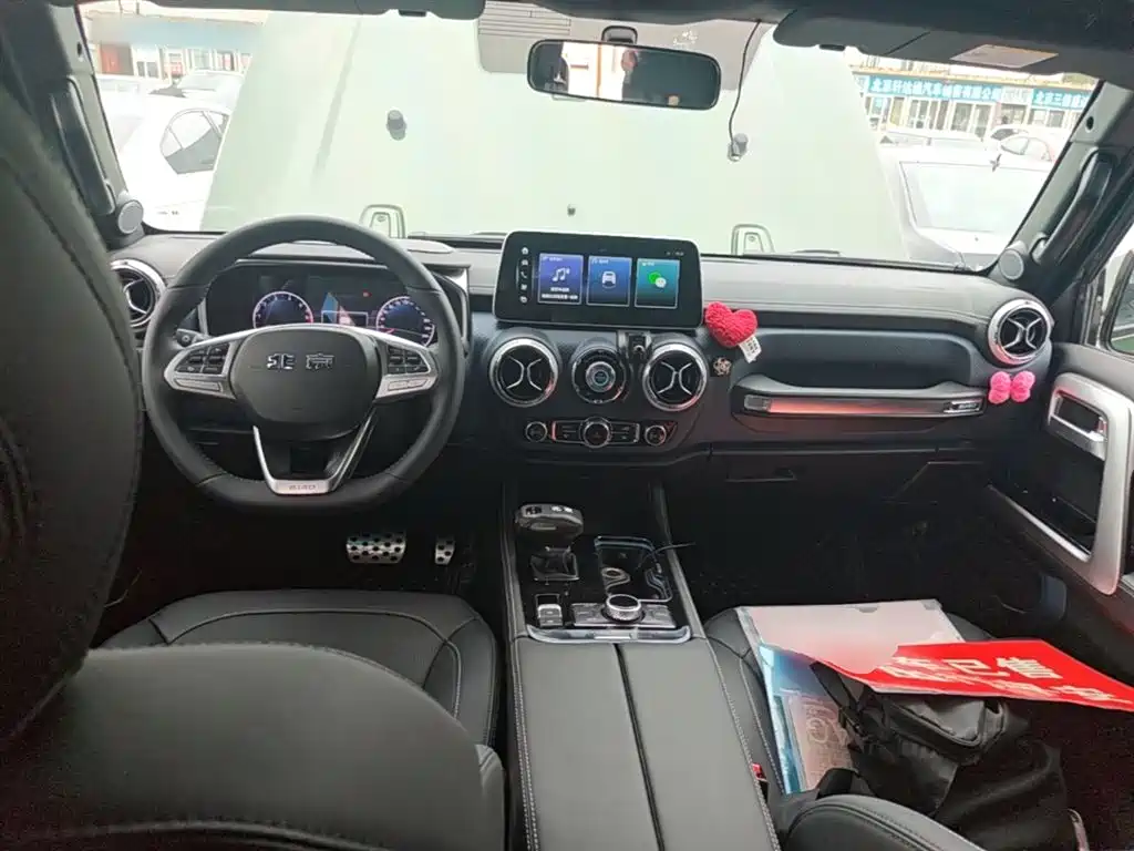 BAIC ORV Beijing Offroad BJ40 2024 2.0T Urban Hunter Glory Edition фото 10