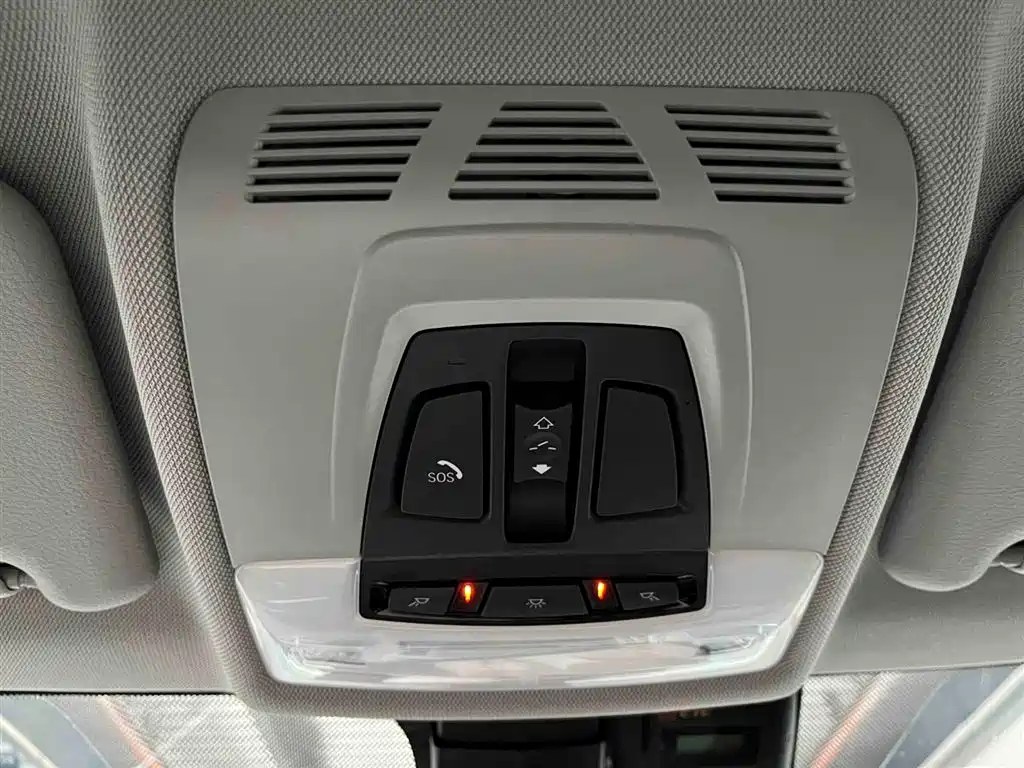 BMW X1 2022 sDrive20Li Fashion фото 13