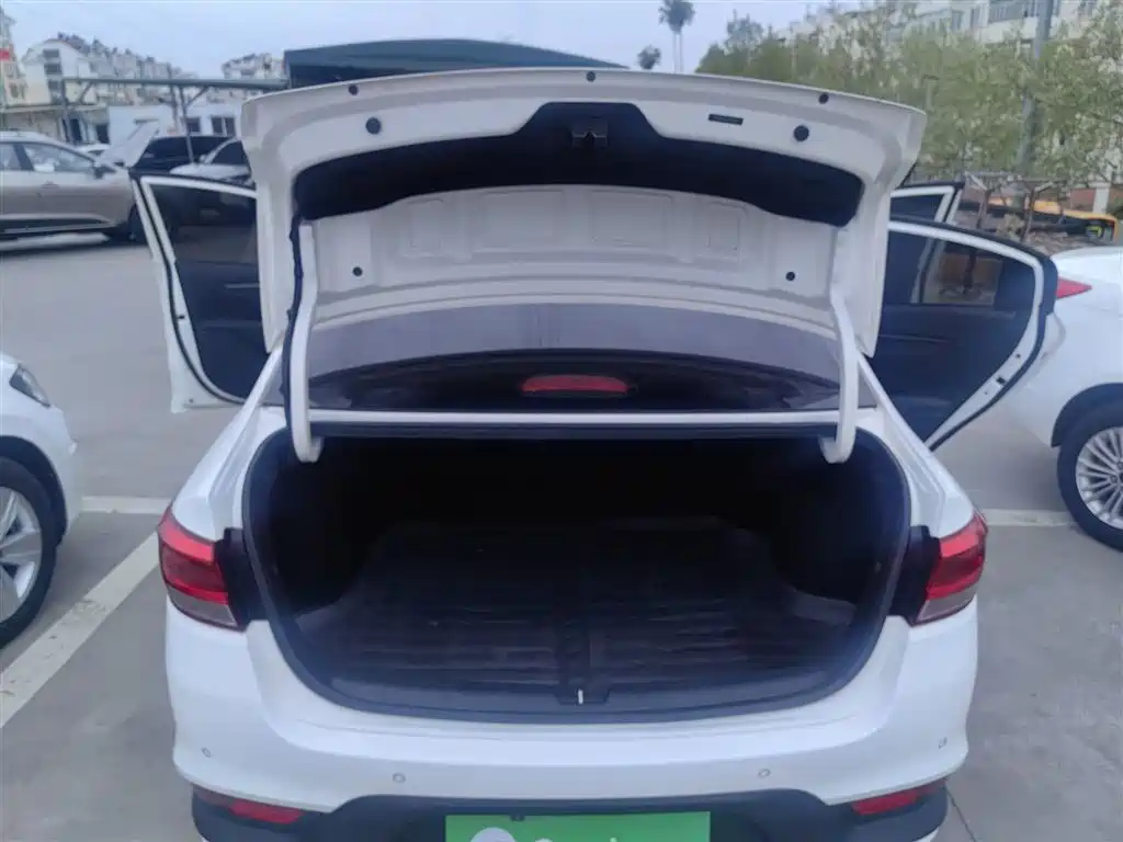 Kia K2 2017 Sedan 1.4L MT 15th Anniversary Special Edition GLS фото 19