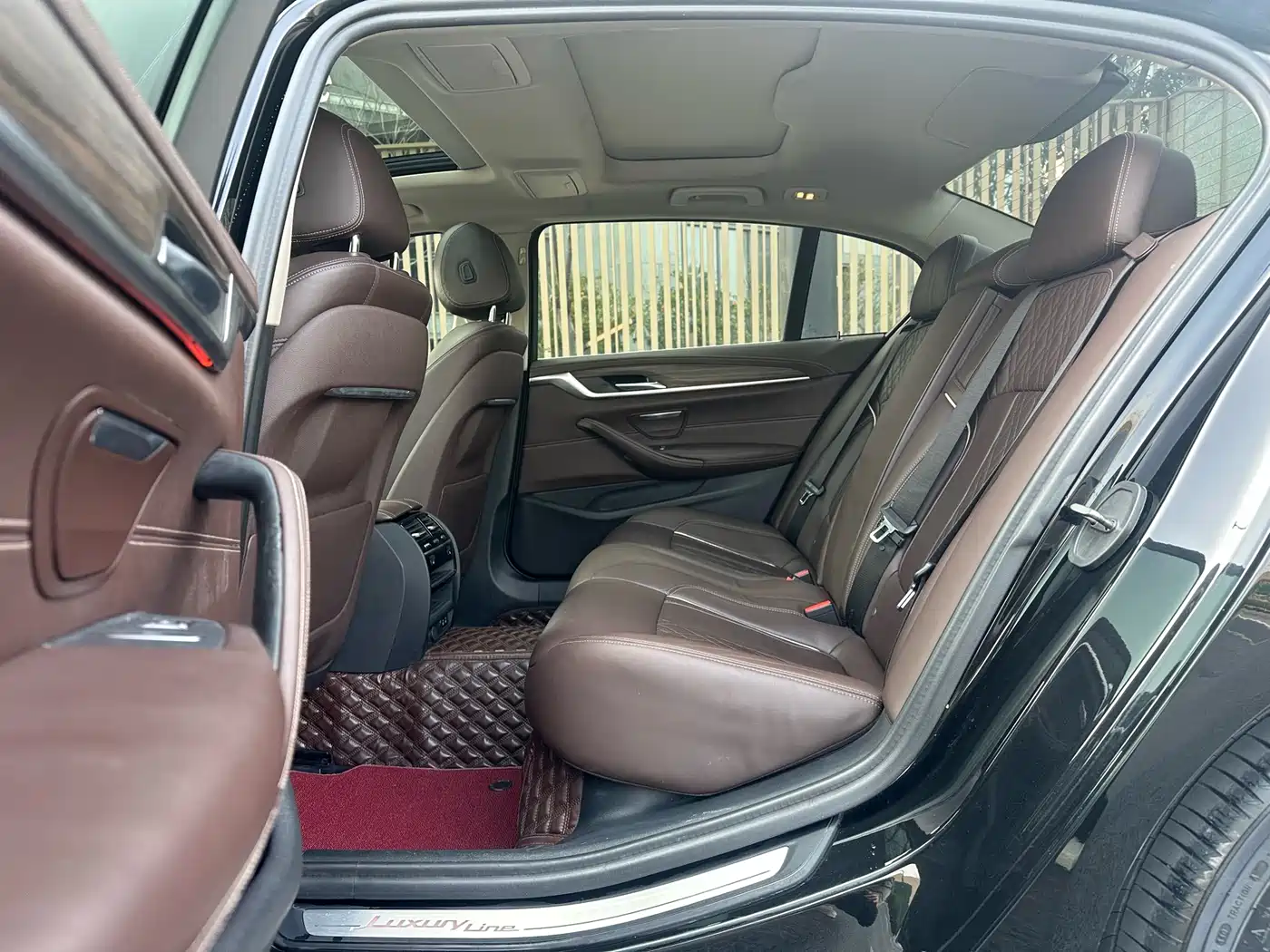 BMW 5 Series 2020 530Li Leading Luxury Package фото 24