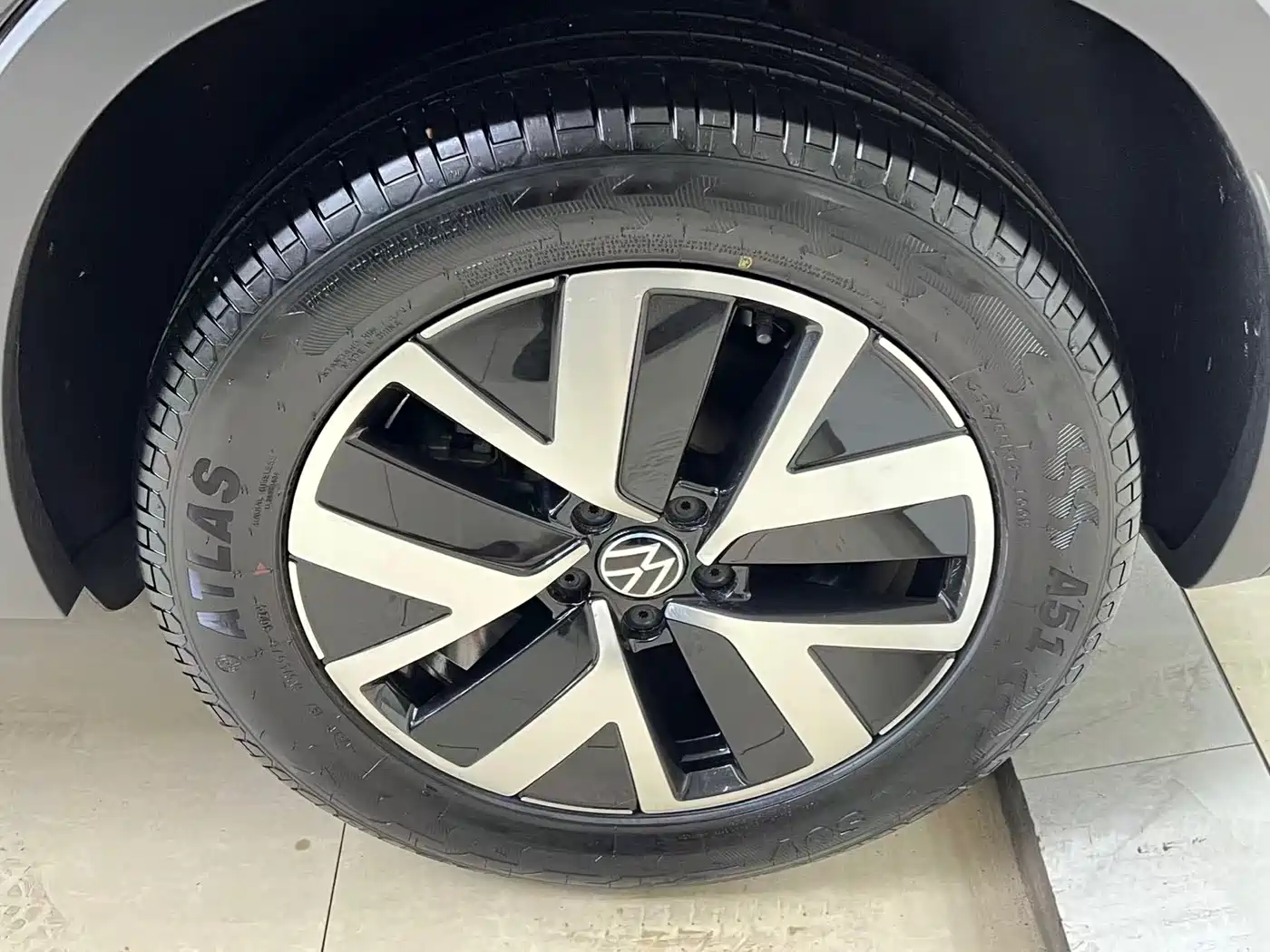 Volkswagen Tayron 2023 280TSI 2WD Luxury Plus Advanced Edition фото 21