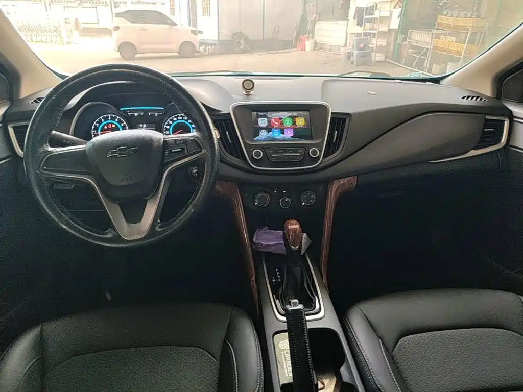 Chevrolet Cavalier 2017 2018 320 Auto Joy Edition