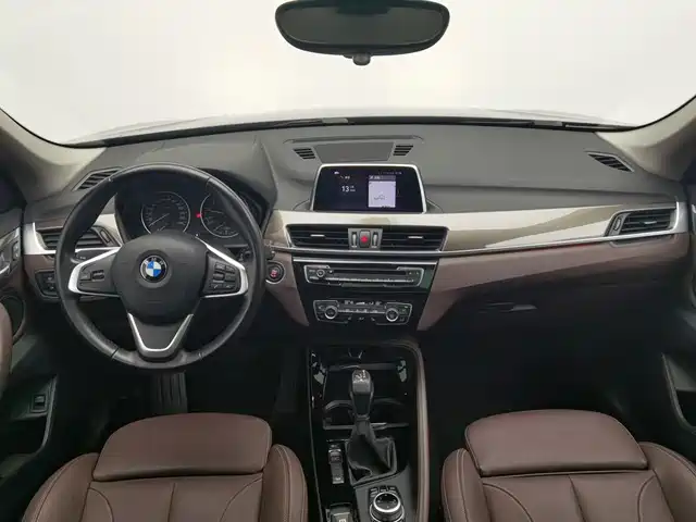BMW X1 2018 xDrive20Li Premium Model — фото 5