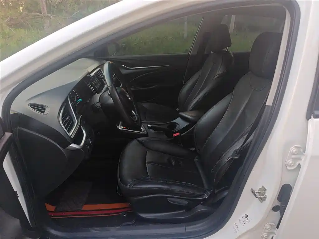 Buick Excelle 2015 15N Automatic Luxury фото 14