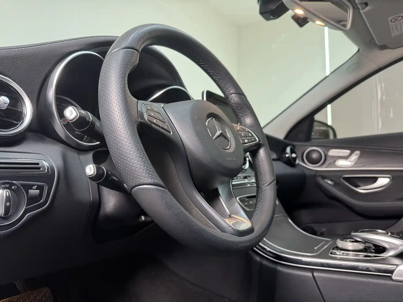 Mercedes-Benz C-Class 2018 C 200 L Sport Edition фото 18