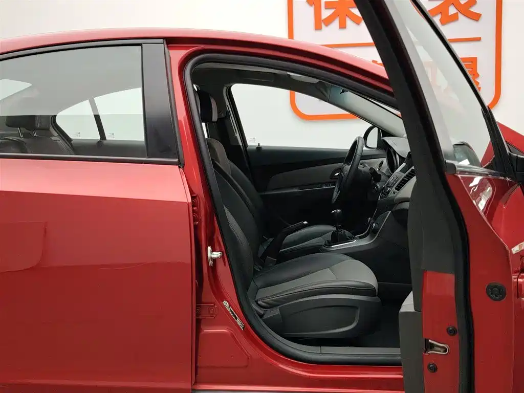 Chevrolet Cruze 2013 1.6L SL MT фото 23