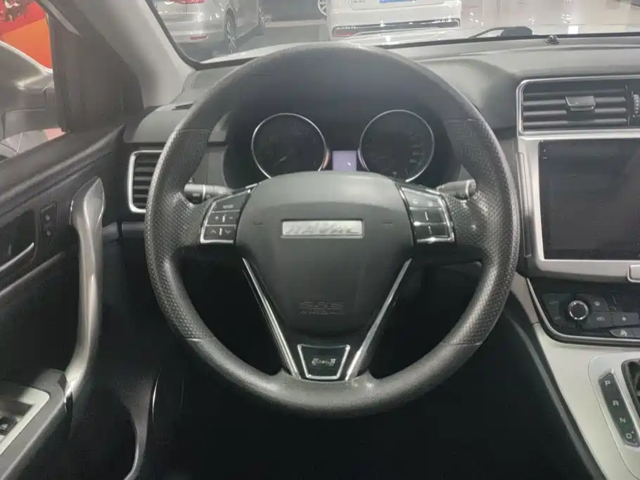 Фото 15 - Haval M6