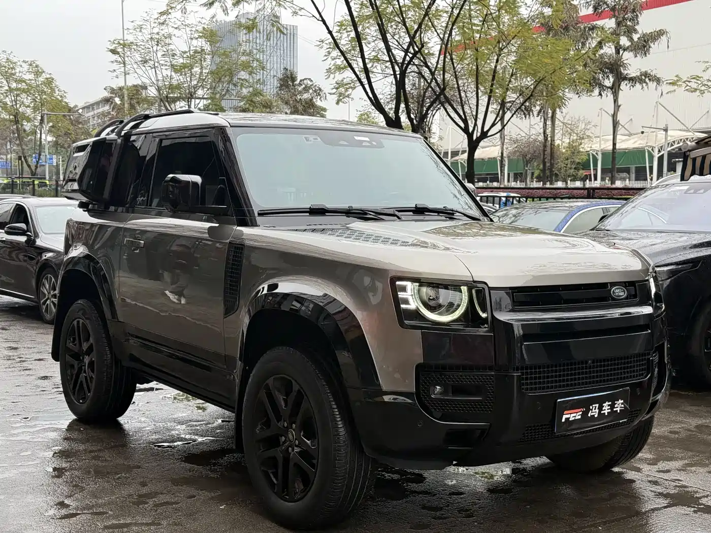 Land Rover Defender 2023 Facelift 90 3.0T P400 XS