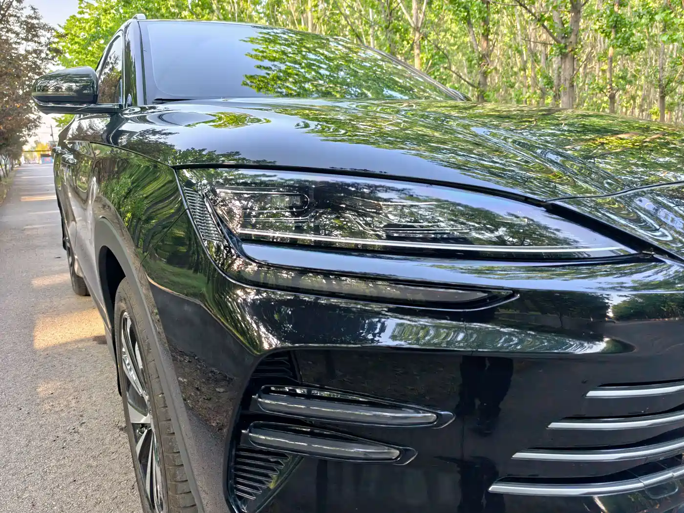 BYD Song PLUS PHEV 2024 Glory Edition DM-i 110km Flagship фото 15