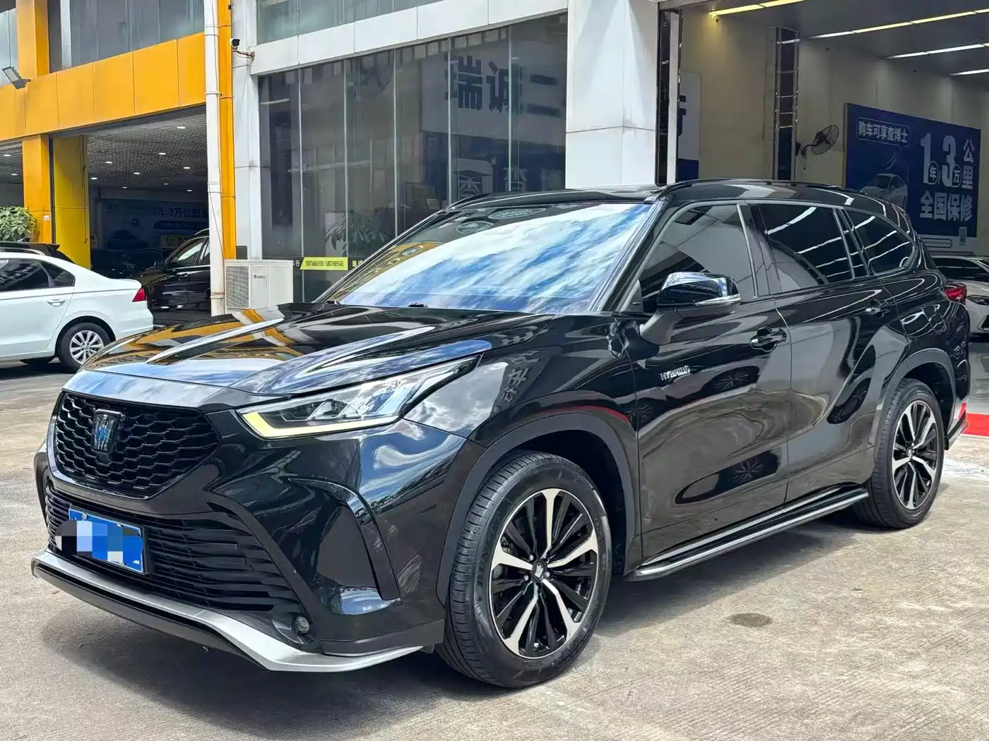 Toyota Crown Kluger 2022 2.5L HEV 4WD Luxury Edition фото 3