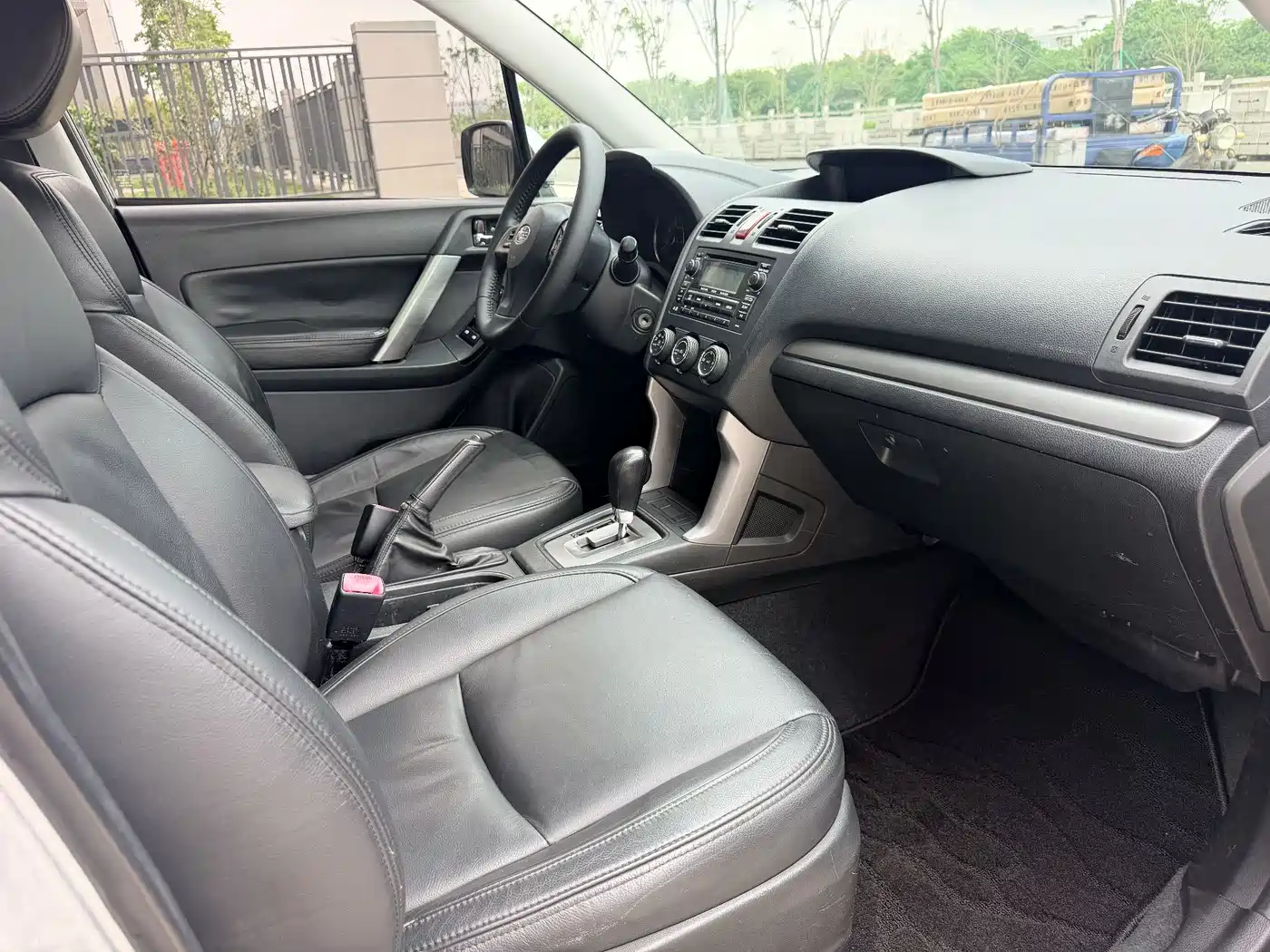 Subaru Forester 2013 2.0i Automatic Comfort Edition фото 9
