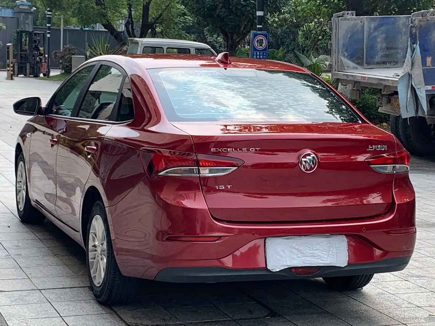 Buick Excelle 2018 15T DCT Progressive (China V) фото 6