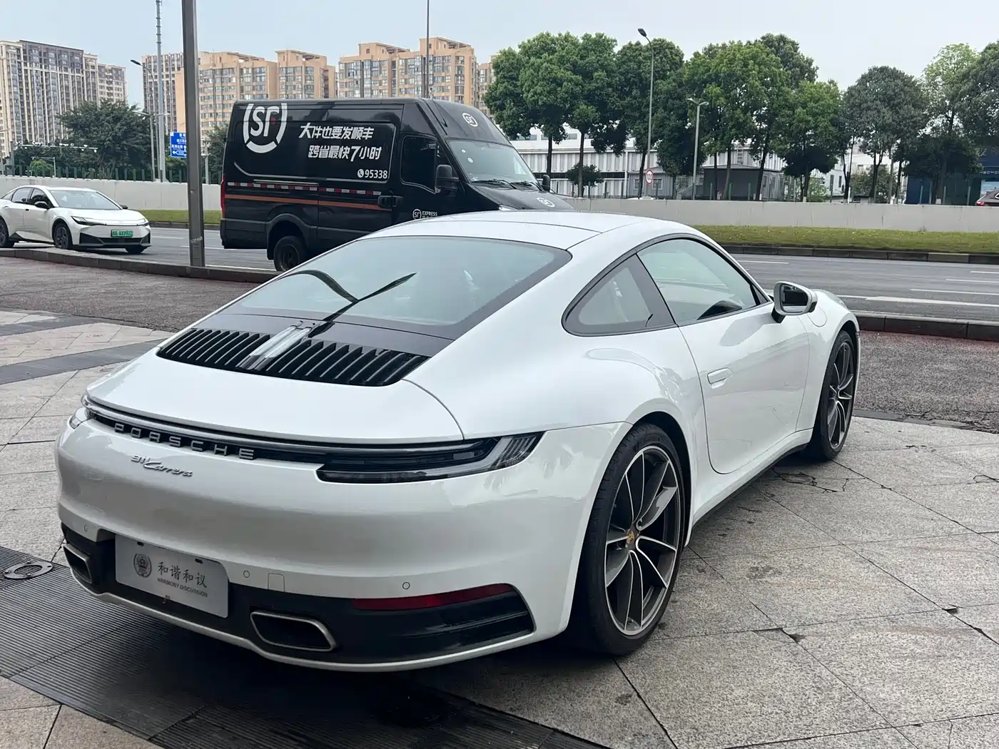 Porsche 911 2023 Carrera 3.0T фото 7