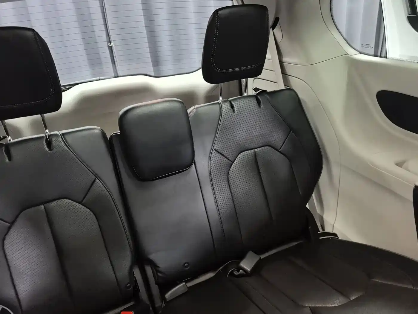 Chrysler Grand Caravan PHEV (Import) 2020 2019 3.6L Plug-in Hybrid