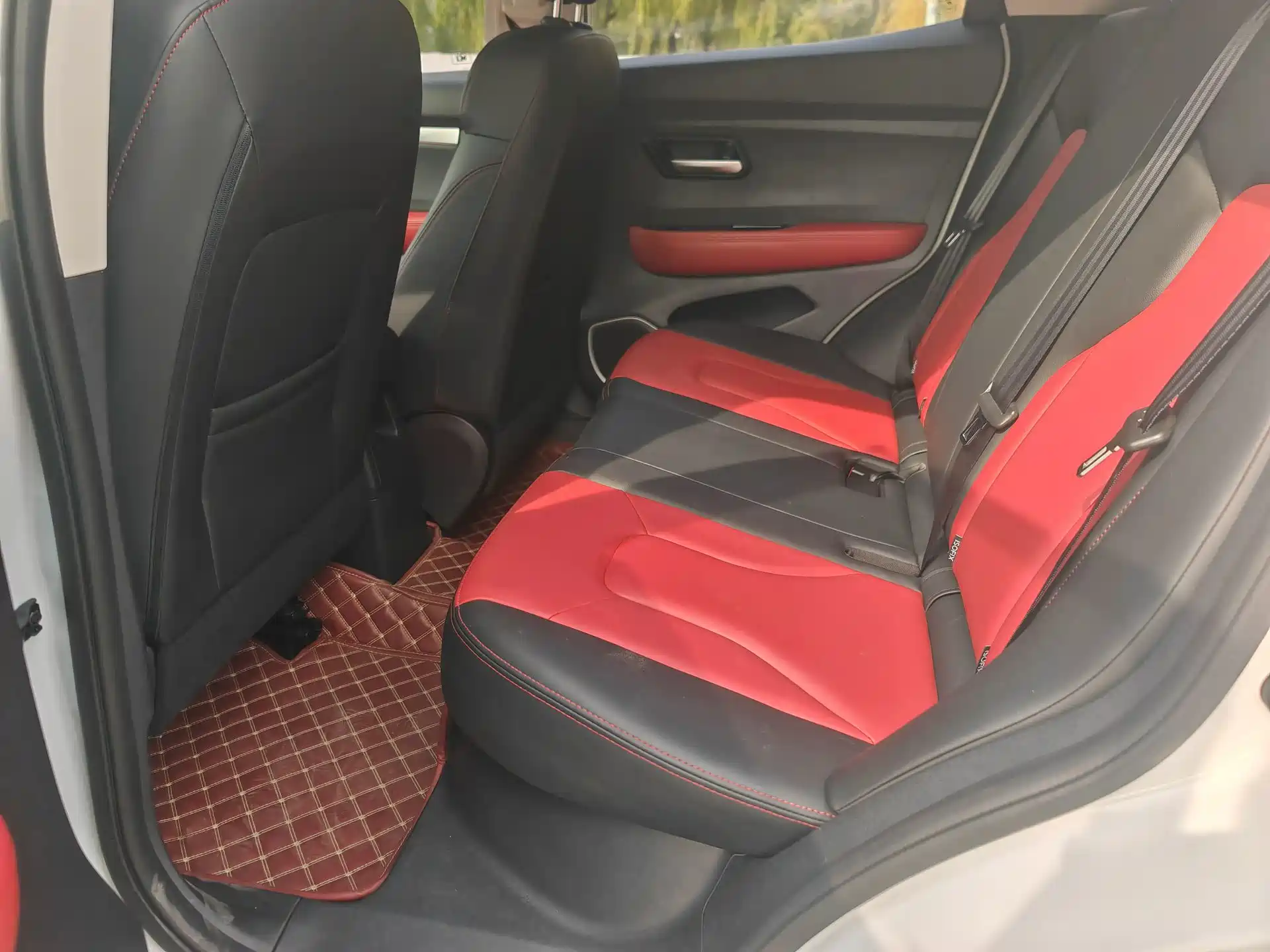 Фото 9 - Haval H2s