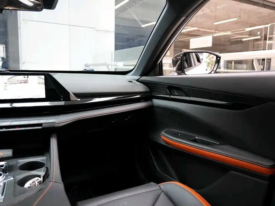Changan UNI-V 2025 2024 1.5T High Performance Edition