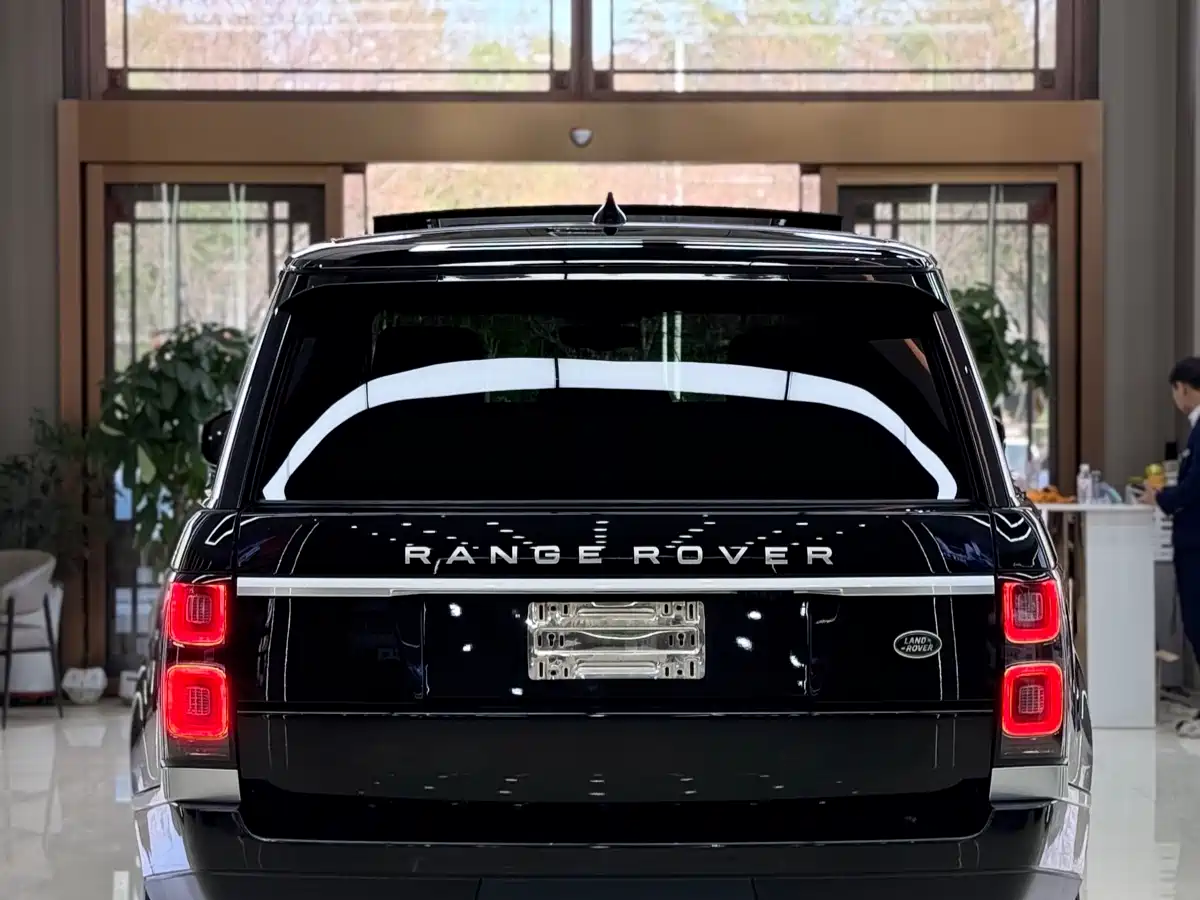 Land Rover Range Rover 2017 3.0 SC V6 Vogue фото 15