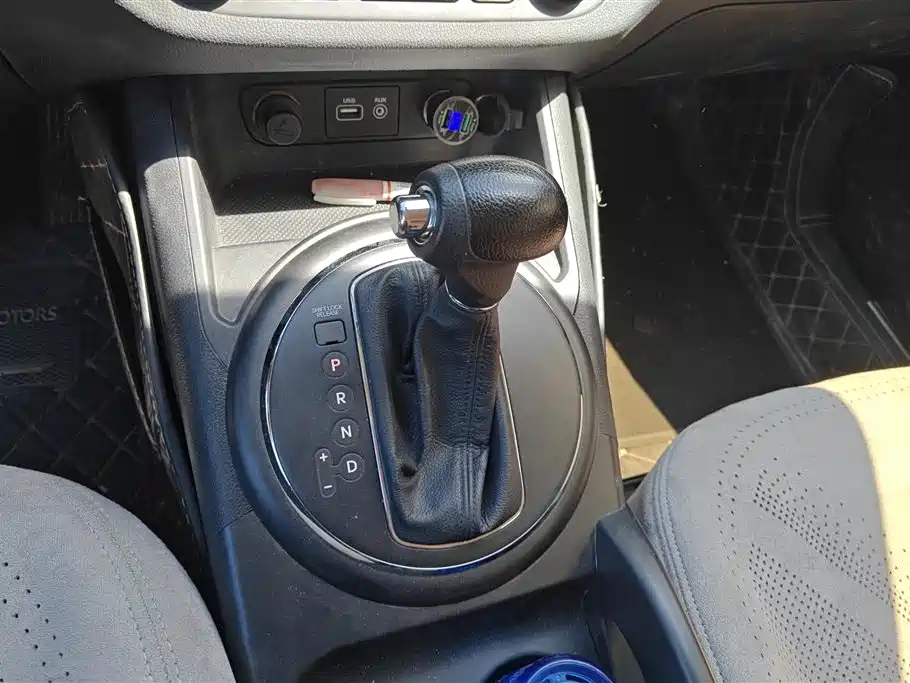 Kia Sportage 2016 2.0L Automatic 2WD GL фото 16