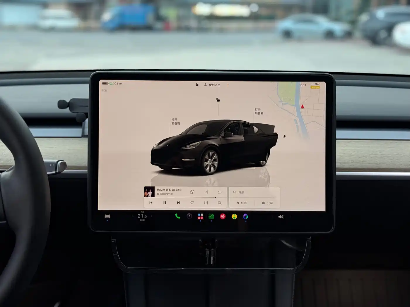 Фото 10 - Tesla Model Y