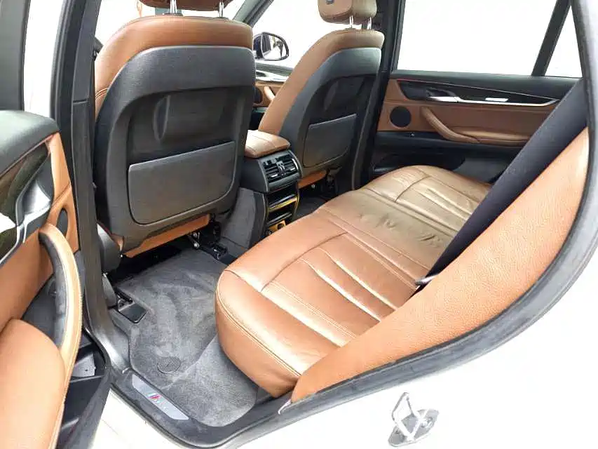 Photo 8 - BMW X5 (Import)