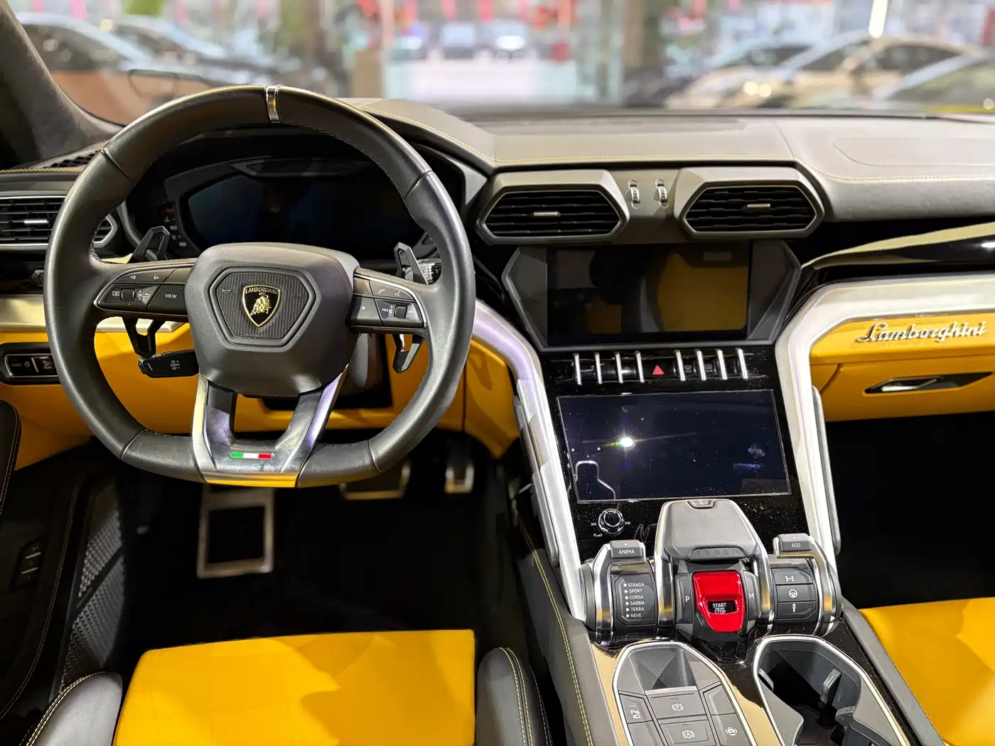 Lamborghini Urus 2018 4.0T V8 фото 14
