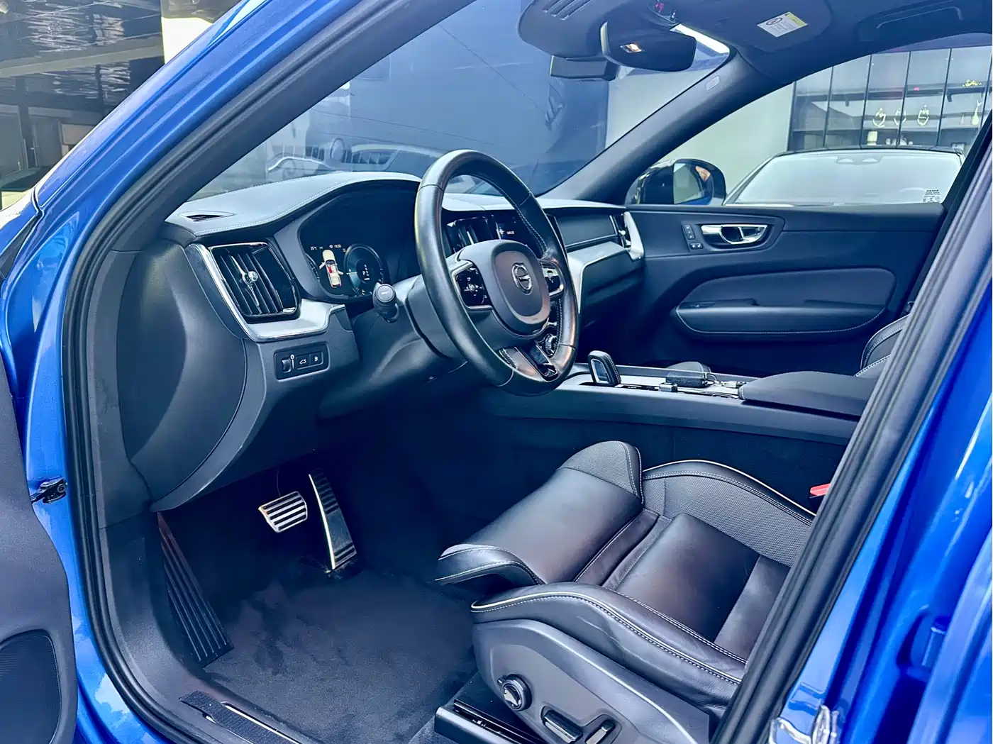 Volvo XC60 Plug-in Hybrid 2020 2021 T8 E-Drive Hybrid Inscription Sport
