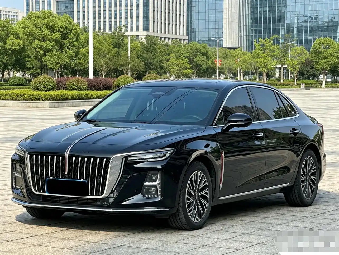 Hongqi H5 2023 2.0T Auto Smart Connect Flag Enjoy