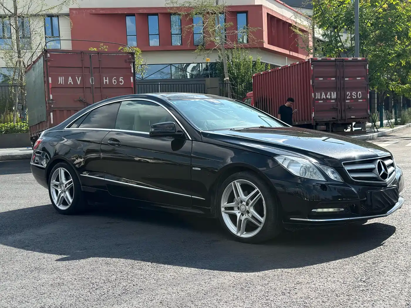 Mercedes-Benz E-Class (Import) 2012 E 260 CGI Coupe фото 3