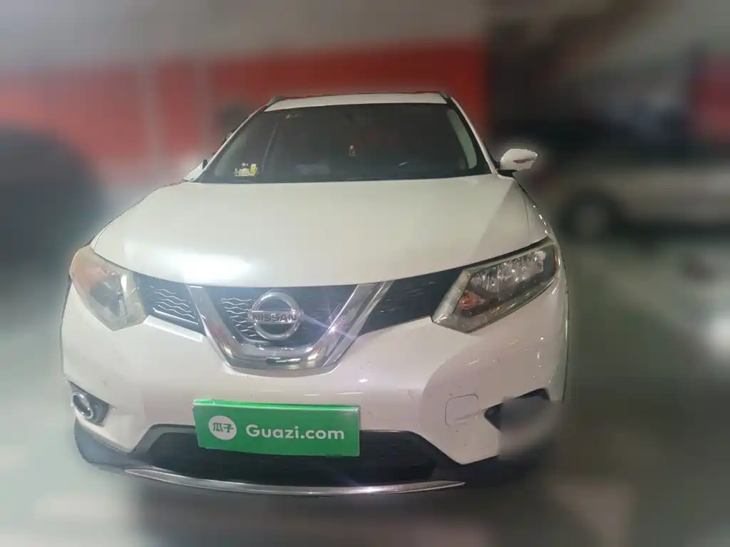 Photo 2 - Nissan X-Trail