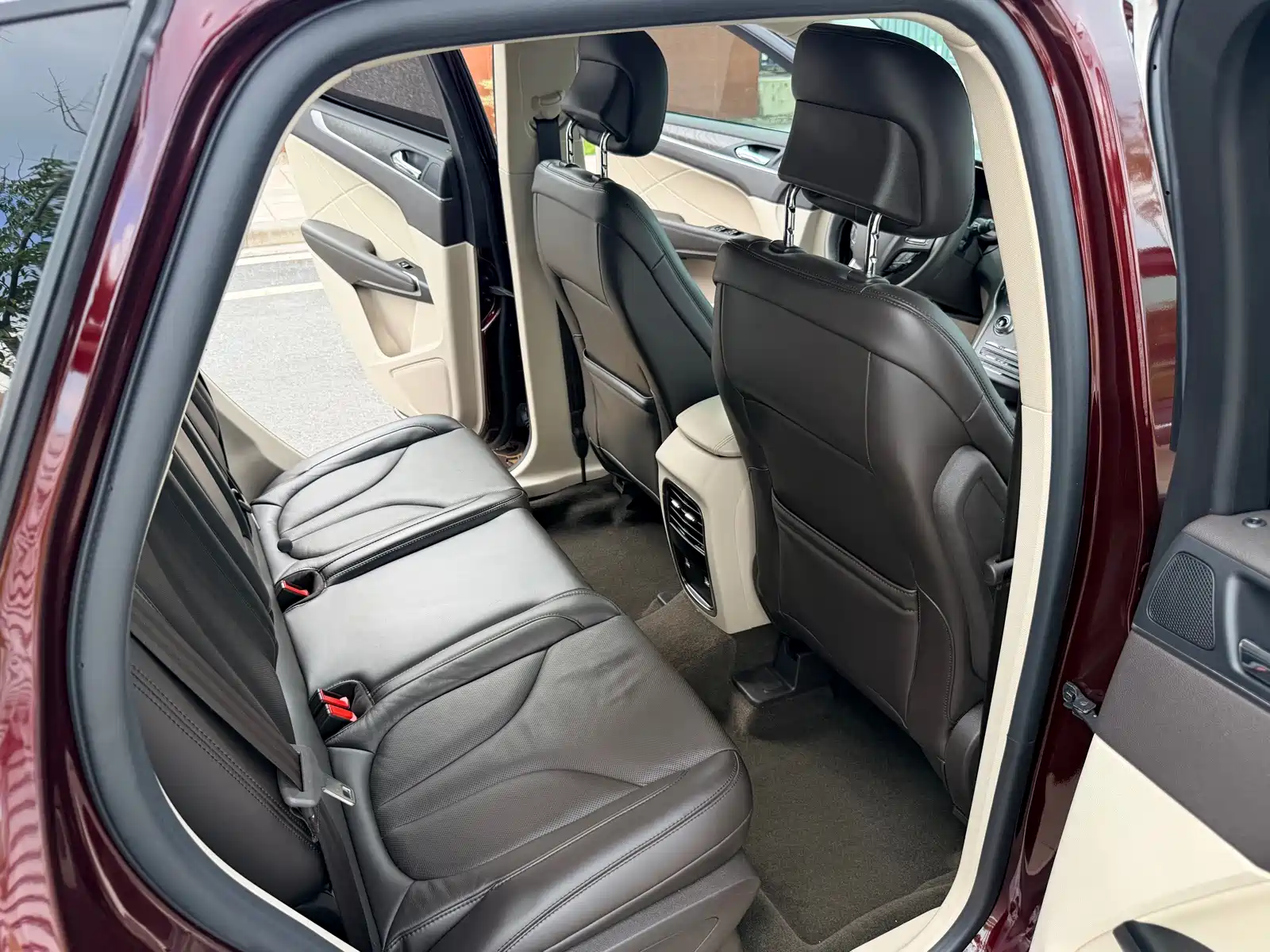 Фото 11 - Lincoln MKC