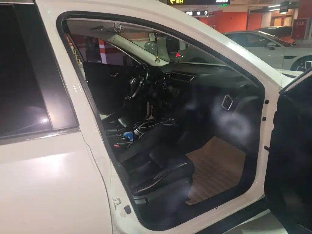 Photo 19 - Nissan X-Trail