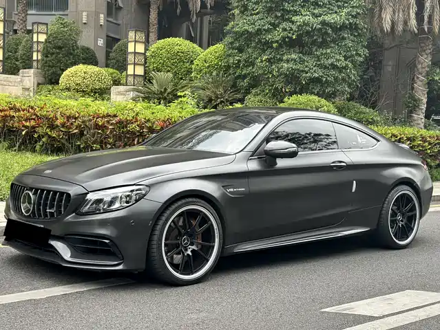 MERCEDES-BENZ C CLASS AMG