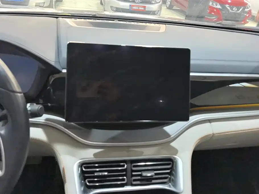 BYD Song PLUS PHEV 2023 Champion Edition DM-i 110KM Flagship фото 13