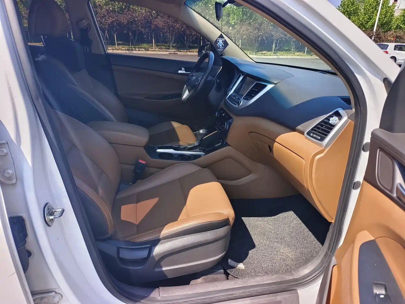 Hyundai Tucson 2015 1.6T Dual Clutch 2WD Smart фото 10