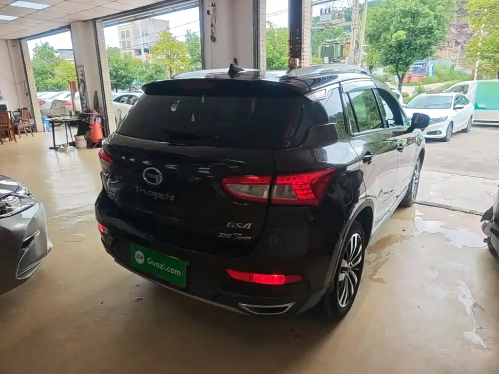 GAC Trumpchi GS4 2015 2015 200T G-DCT Luxury Edition