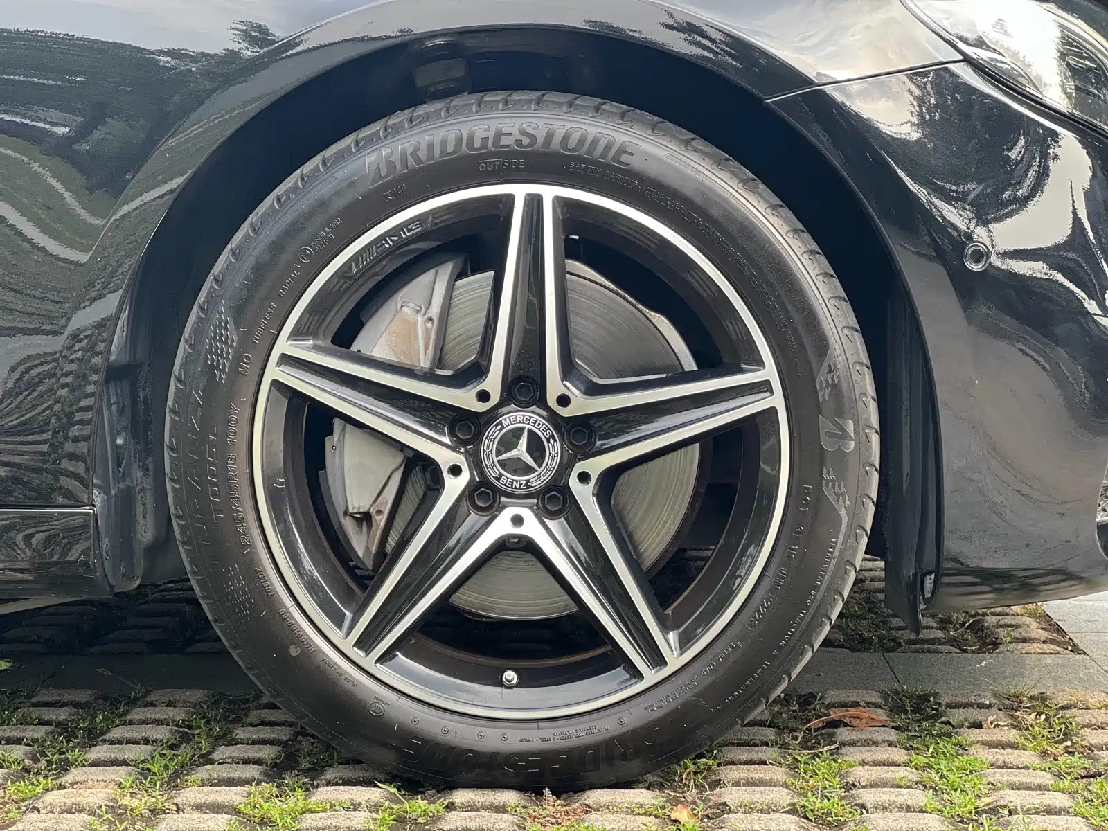 Фото 9 - Mercedes-Benz E-Class