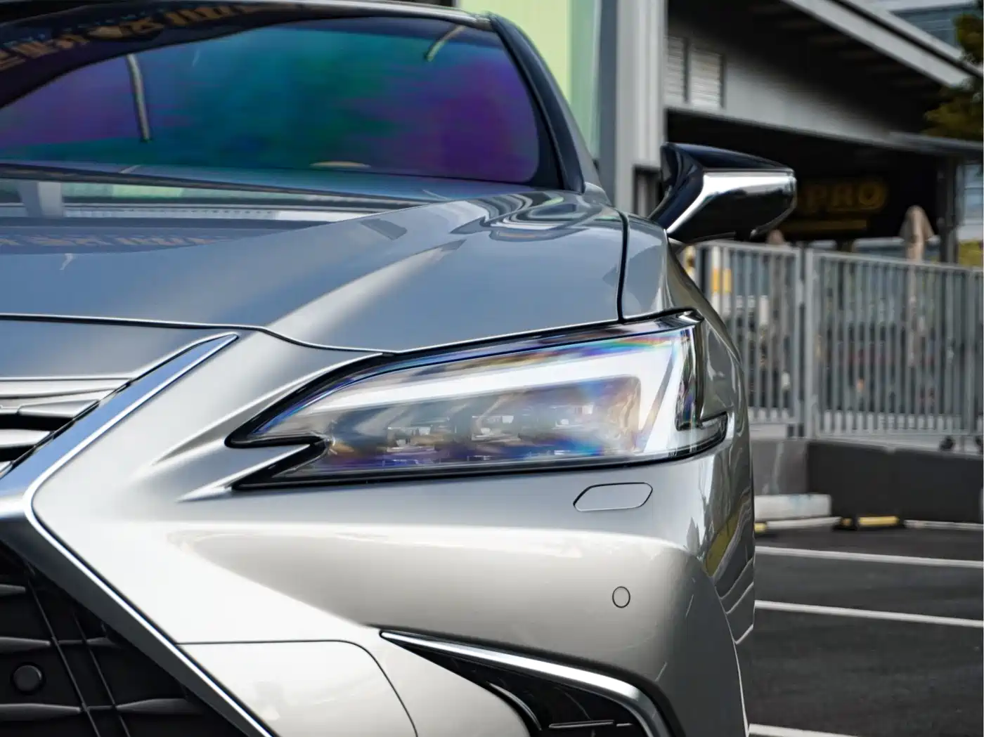 Lexus ES 2025 2025 300h Ultimate Edition
