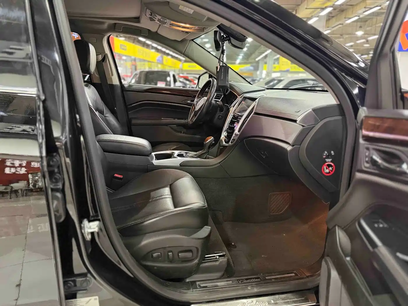 Cadillac SRX 2015 3.0L Elite фото 15