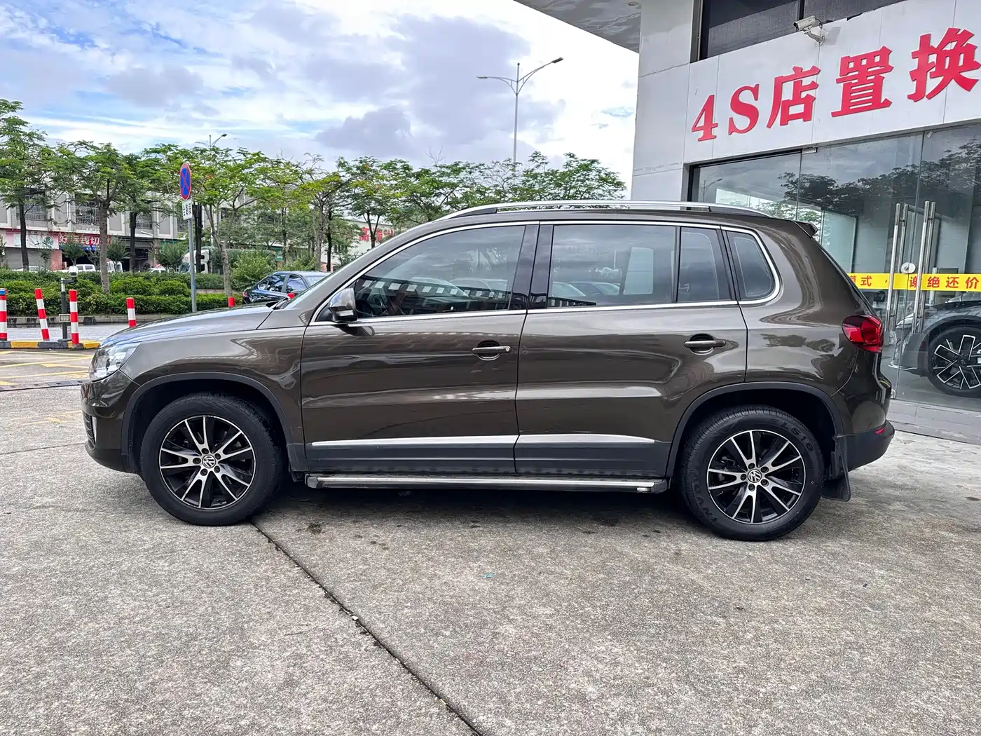 Volkswagen Tiguan 2013 1.8TSI Auto 4WD Luxury фото 7
