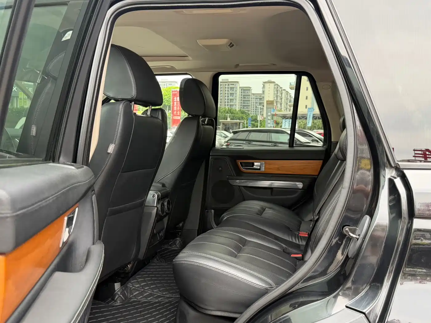 Land Rover Range Rover Sport 2013 3.0 TDV6 Diesel фото 6