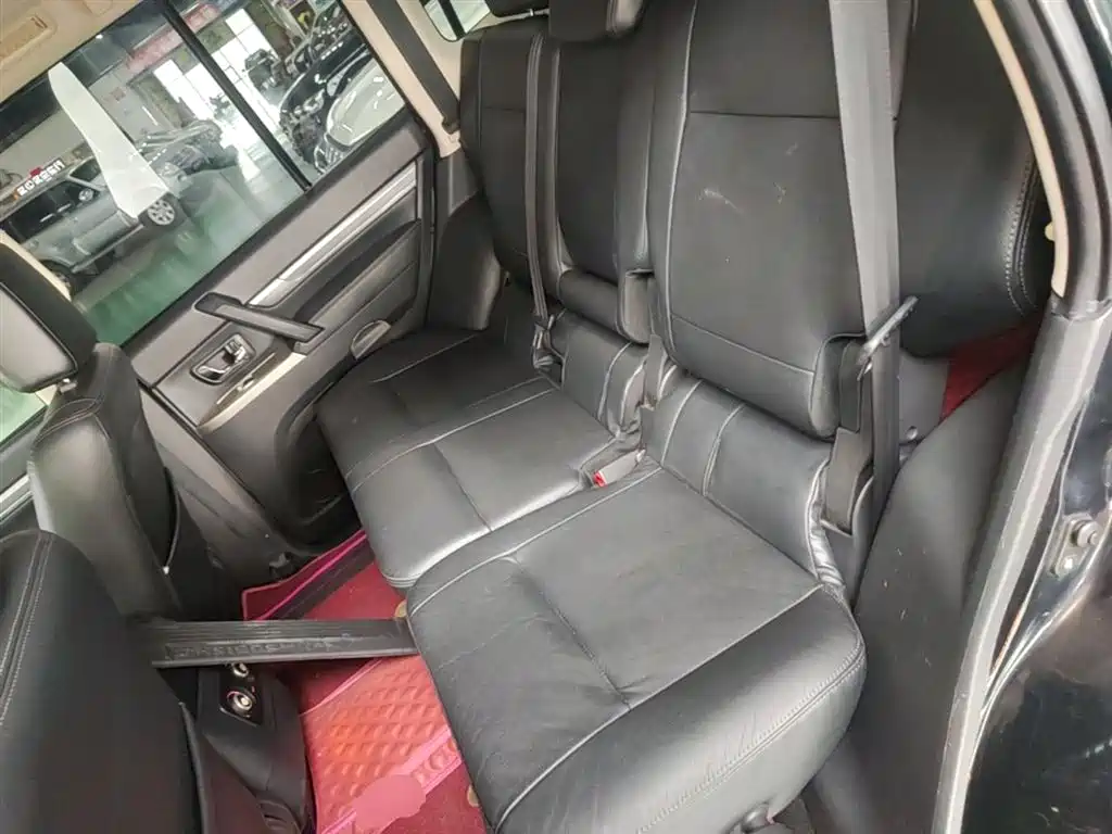 Mitsubishi Pajero (Import) 2016 3.0L Automatic Premium (China V) фото 17