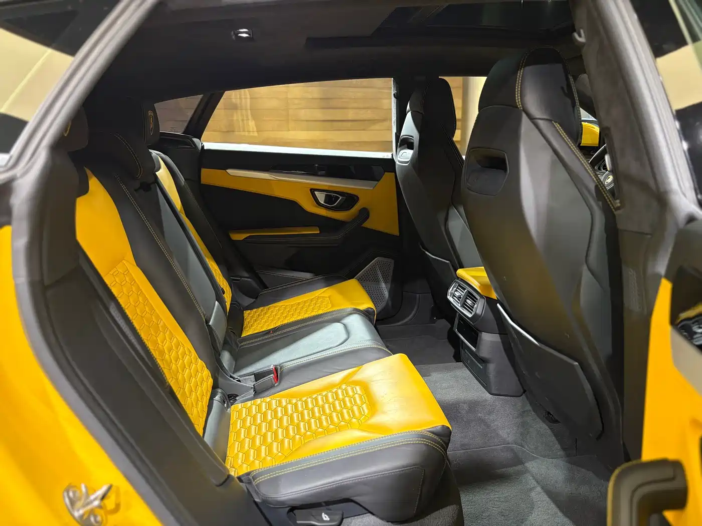 Lamborghini Urus 2018 4.0T V8 фото 15