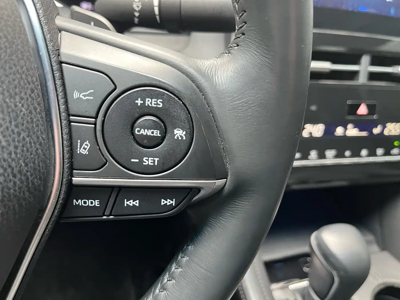 Toyota Avalon 2023 2.5L Luxury Edition фото 33