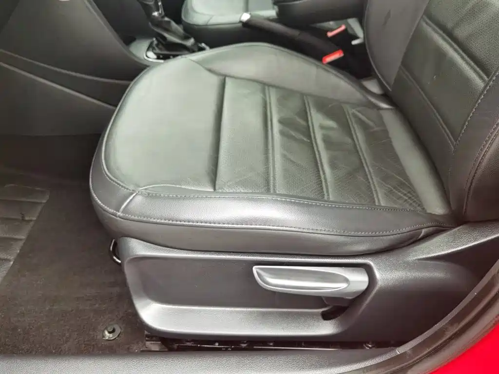 Фото 20 - Volkswagen Polo