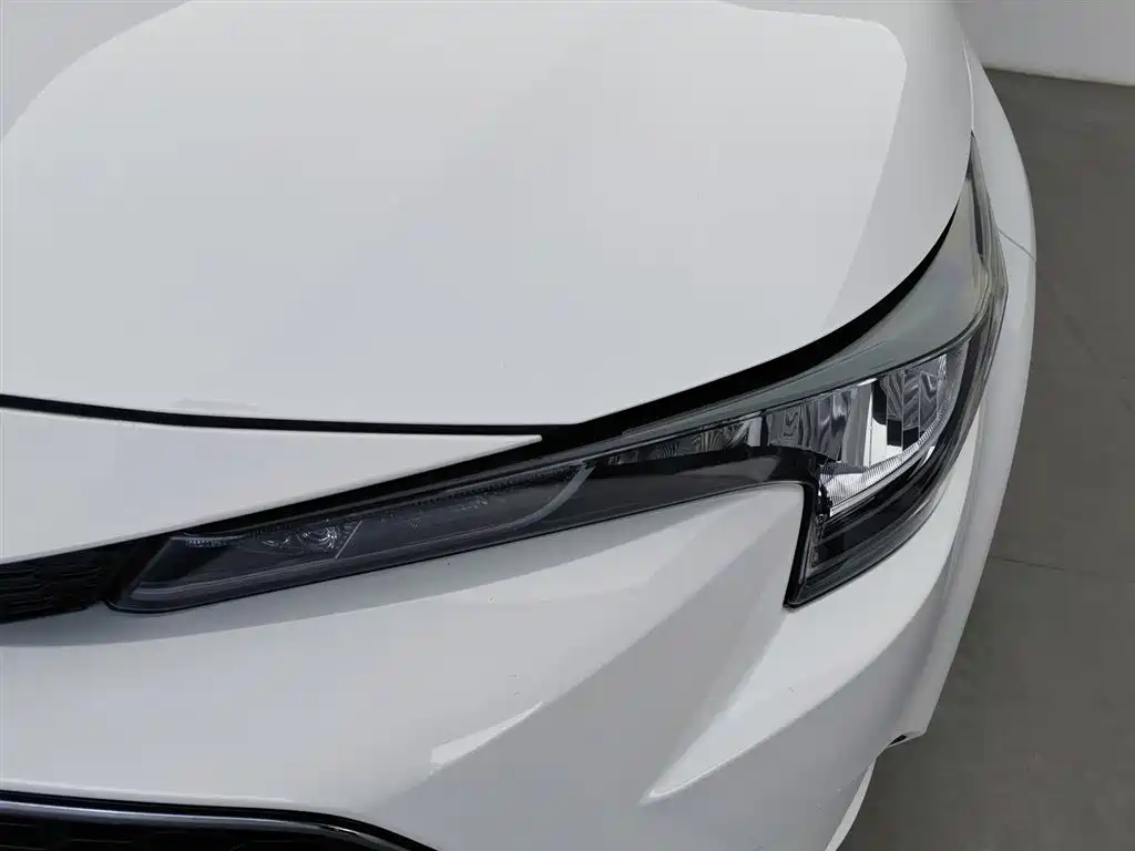 Toyota Levin 2022 185T CVT Luxury Edition фото 7